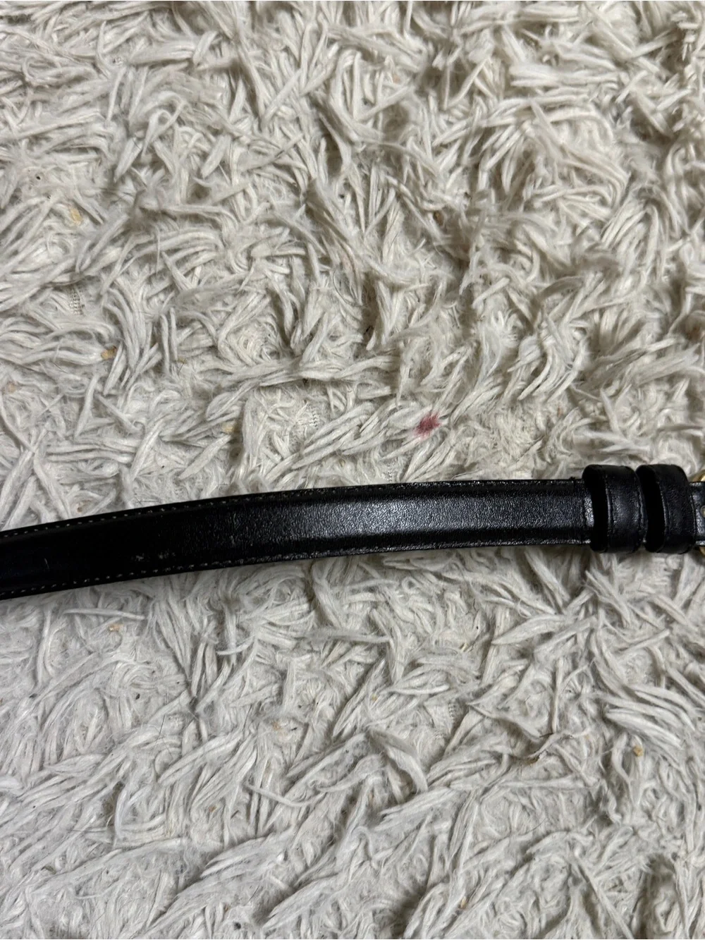 Child’s Medium Black Leather Belt. Good Condition. 33.5 inches long.